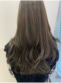 透明感たっぷりオリーブベージュ