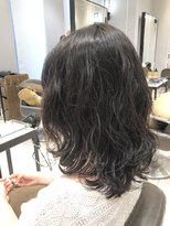 ネオリーブギンザ 銀座店(Neolive GINZA)&nbsp;低温デジタルパーマで作るミディアムレイヤーパーマスタイル