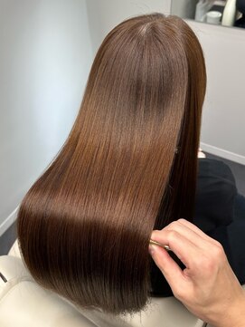 シンボルス 池袋(Symbols) ヘーゼルベージュ/レイヤーカット/池袋髪質改善/池袋縮毛矯正