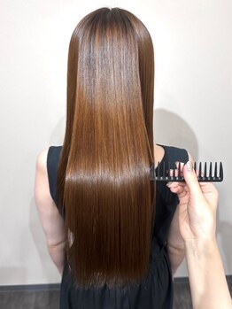 オウン(Alwon)の写真/髪質改善特化型サロン☆ストレートヘアの美しさを引き出すお手伝いをします！