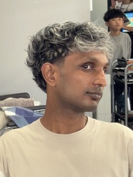 ヘアーラボ 樟葉(Hair Labo) Textured Crop Fringe スキンフェード 枚方 南楠葉