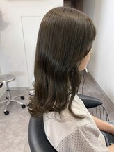 ベンチ(vench) 透明感オリーブグレージュ