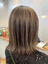 ロミー 本厚木(ROMMY.) 20代~50代☆くびれボブ細めハイライトくすみベージュ本厚木