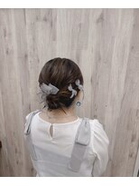 ラカトッカ(LAKA TOCCA)&nbsp;ガーリーまとめ髪♪