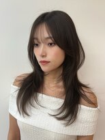 ヌイ 横浜(nui) ハッシュカット レイヤーカット オリーブグレージュ