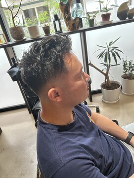 トニコ(toniko) 濡れパン×スキンフェード×バーバースタイル×アイロンパーマ