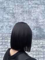 サンカリ SANKARI 船木店&nbsp;【乾かすだけでまとまる◎艶感切りっぱなしボブ】