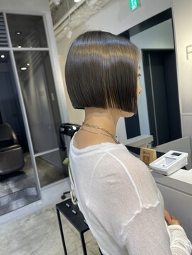 フィルムス 新宿(FILMS) ハッシュカット/ボブレイヤーカット/顔周り/ショート/新宿