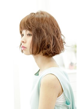 バルタン(Baltan) ワンレンゆるふわボブ