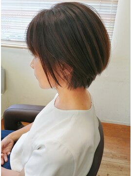 フラワーズビィーオーディー(FLOWERS BOD) ブローいらずのナチュラルショート