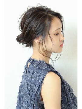 バルス(BLS) ルーズなヘアアレンジ