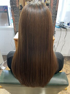 クオーレ(CUORE) ドライヤーで乾かしただけで綺麗にまとまるさら艶縮毛矯正