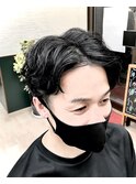 センター分けツーブロック3mm  パーマ風