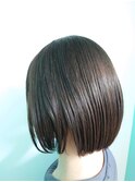 大人かわいいミニボブ