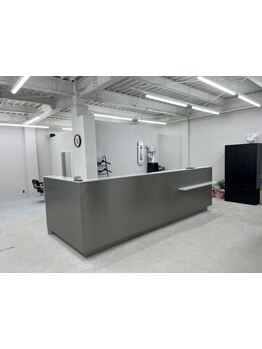 ≪広々落ち着ける空間♪≫席の間隔を広くしているので、施術中も隣を気にしないでゆったりくつろげる☆