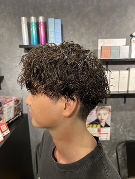 アンシェル(UNCHEL) マッシュツイストスパイラル波巻きパーマ