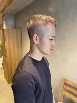 ヴェル(Vel.) ☆外国人風スキンフェード☆