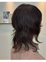 ロベック モトヤマ(Lobec MOTOYAMA)&nbsp;くせ毛を活かすレイヤースタイル