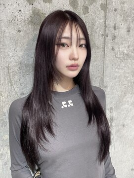 ルームバイシー 新宿(Loom. by Sea) 黒髪風ラベンダーグレージュ × レイヤースタイル