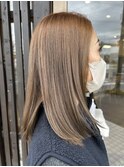 ストレート/グレージュカラー