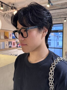 ルーム(Loom.) メンズパーマ ニュアンスパーマ センターパート