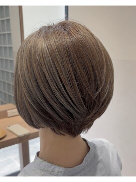 ダフィースヘア(DAFIES HAIR) *After→Before*右スワイプ【白髪ぼかし/脱白髪染めハイライト】