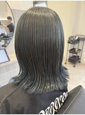 ブルーブラック