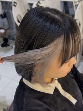 ブルーテーフ(Bleu Terre) 盛岡オシャレ好き必見【インナーカラーシルバー】20代オススメ