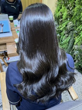 オーブ ヘアー リリー 博多2号店(AUBE HAIR lily) ブリーチなしWカラー / オリーブカラー / 美髪 【前田 悠希】