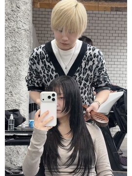 サロウィン 広島(SALOWIN) 黒髪×ロングレイヤー