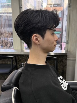 ニコ トウキョウ ロジック(nico TOKYO Logic) メンズセンターパートニュアンスパーマフェザーパーマ