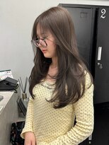 アット(at...) ヘーゼルベージュ×レイヤーカット