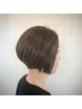 バーチ ウシワカマル(BIRCH ushiwakamaru) クールスタイリッシュボブ☆彡