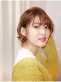 大人かわいい　耳かけショート　横顔美人ショート
