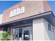 カットハウスアバ(ABba)の雰囲気（ブラウン調の建物がABbaの目印です☆ご来店お待ちしてます。）
