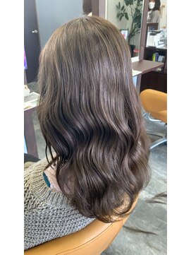 ウィズ 駅前店(With) ラテカラー