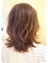 レウナ 外苑前(Reuna)&nbsp;【30代40代50代】ボリューム出すならウェービーミデイアム