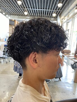 ルート ROOT ヘアサロン ツイストスパイラル