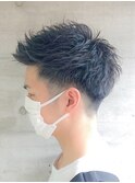 メンズフェードカット爽やかパーマ短めツーブロック