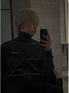 シン(syn) ブロンドマッシュ