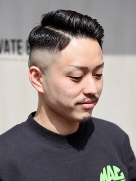 プライベートバーバー 武蔵小杉 新丸子(PRIVATE BARBER) サイドパートスキンフェードハイフェード<理容室>武蔵小杉眉毛