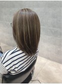 「品のある立体感、大人のブラウンハイライト」