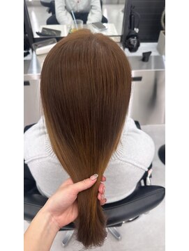 アルドーレフィエロ シンサイバシ(Ardore fiero shinsaibashi) ブリーチなしでできる明るめブラウン