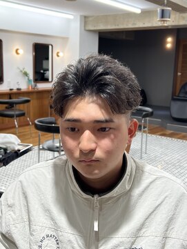 ザデイトウキョウ 表参道 青山(THE DAY TOKYO) MEN’S/サーフカール/刈り上げセンターパート/表参道駅/青山