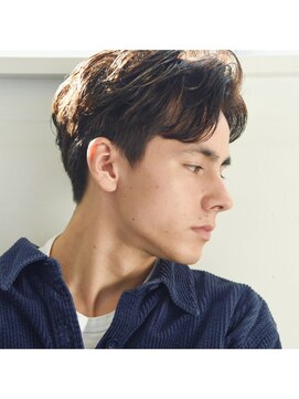 ユノ(juno) men's nuugy ツーブロックshort (ウルフ　カルマパーマ)