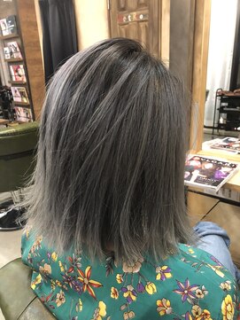 モニカ 茶屋町(MONICA) グレーバレイヤージュ♪