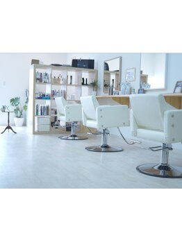 ゆったりリラックスできる空間は口コミでも好評◎『また来たい！』そう思えるとっておきサロンです！！