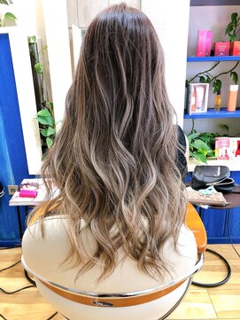 アクアライム(Aqua Lime) バレイヤージュスタイル