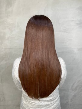 ジーナ 銀座(Zina) 小顔オリーブカラーボブルフハイライトカラークールショート