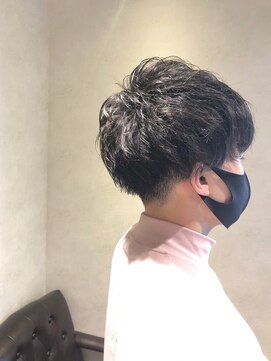 カルテット(Quartett) 【Quartett】マッシュ　刈り上げ　ポイントパーマ